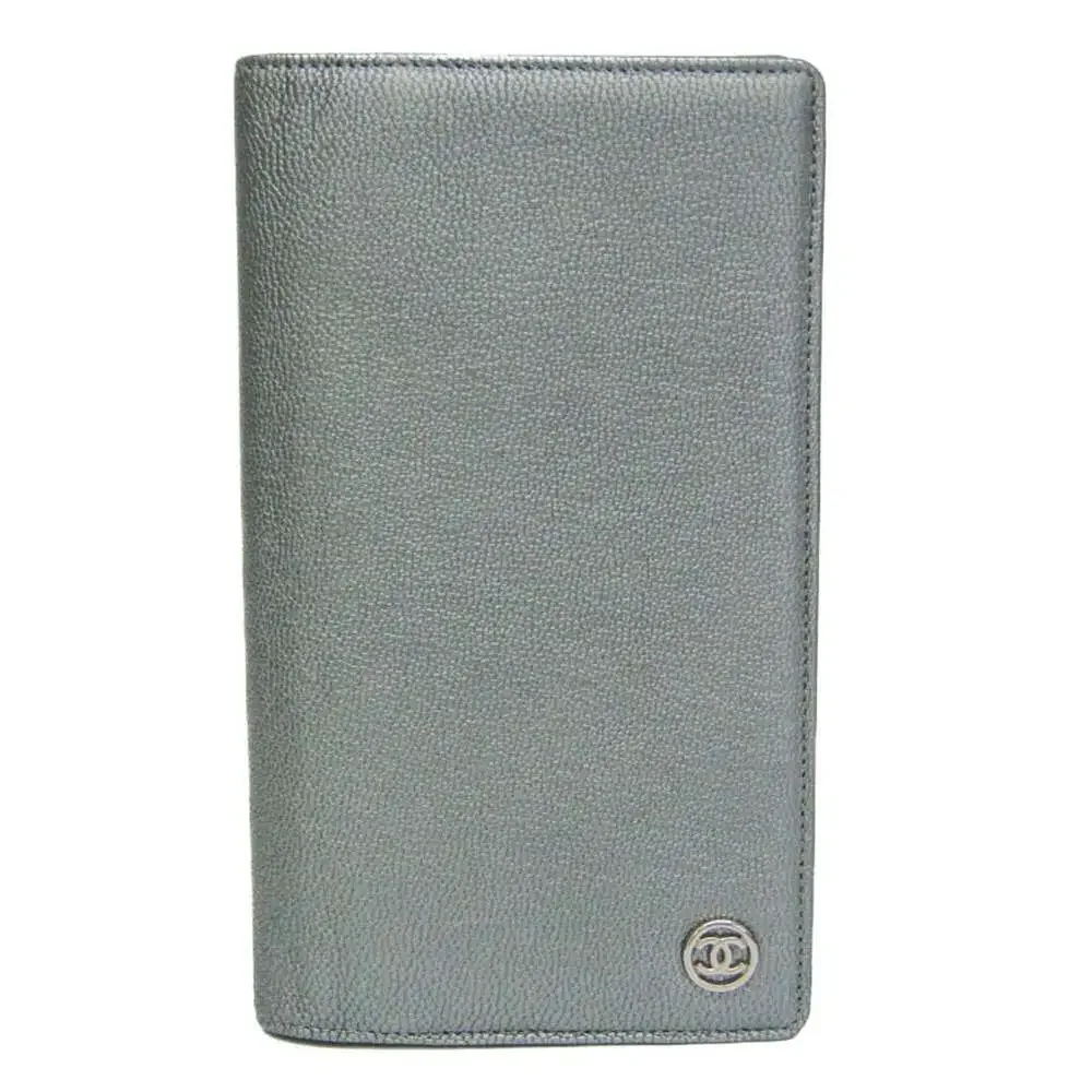 CHANEL Silver Leather Wallet
